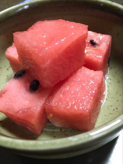 小さな子やお年寄りにも食べ
やすい切り方で、いいですね。
パクパク頂きました。