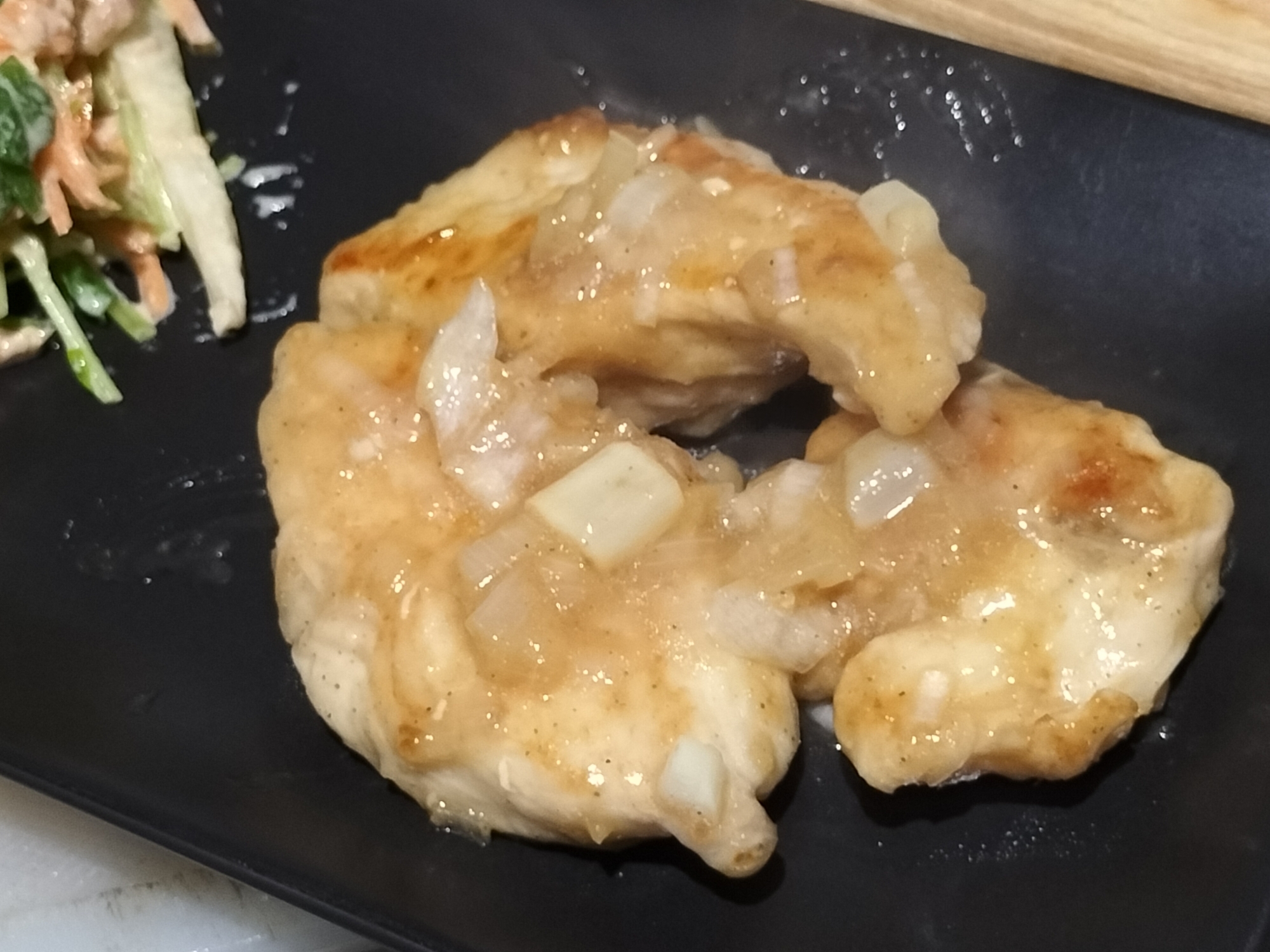 鶏むね肉で簡単作り置き♪ヘルシーネギ塩チキン