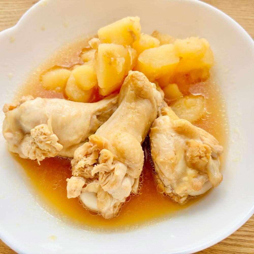【幼児食】ホットクックで作る手羽元とじゃがいも煮込