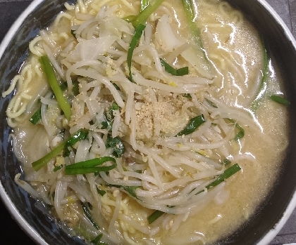 すぐに作れる☆味噌ラーメンスープwithそうめん