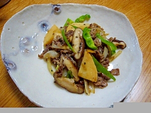 牛バラ肉とタケノコのピリ辛野菜味噌炒め