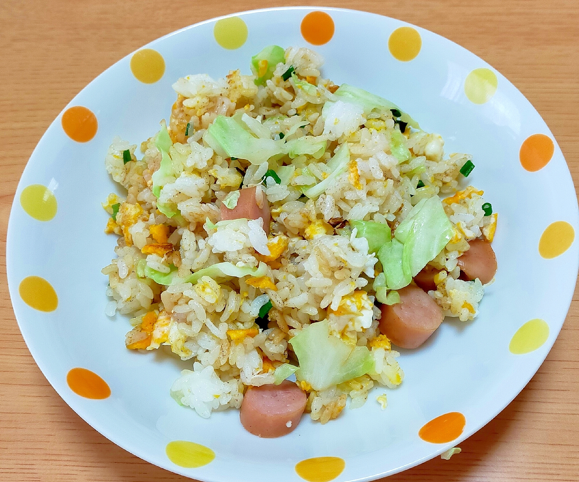 野菜と卵とウインナーの焼き飯