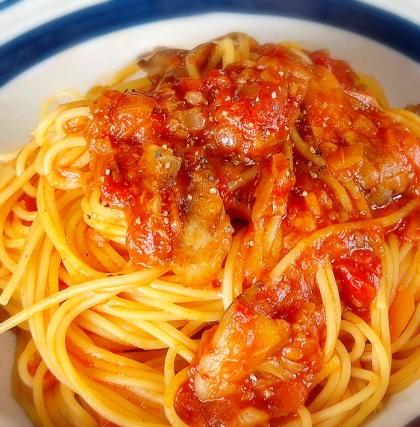 燻製香るベーコンとカマンベールのトマトパスタꕤ୭*