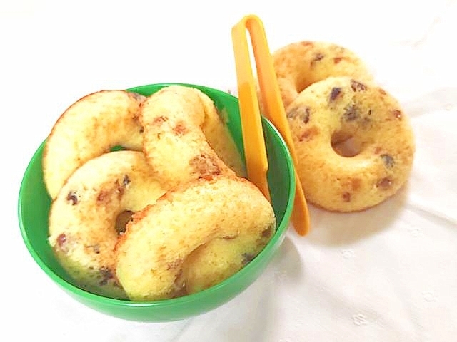 ドライフルーツで!シリコン型からの焼きドーナツ♪