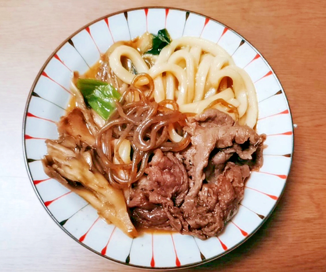 牛肉とうどんと舞茸の煮物