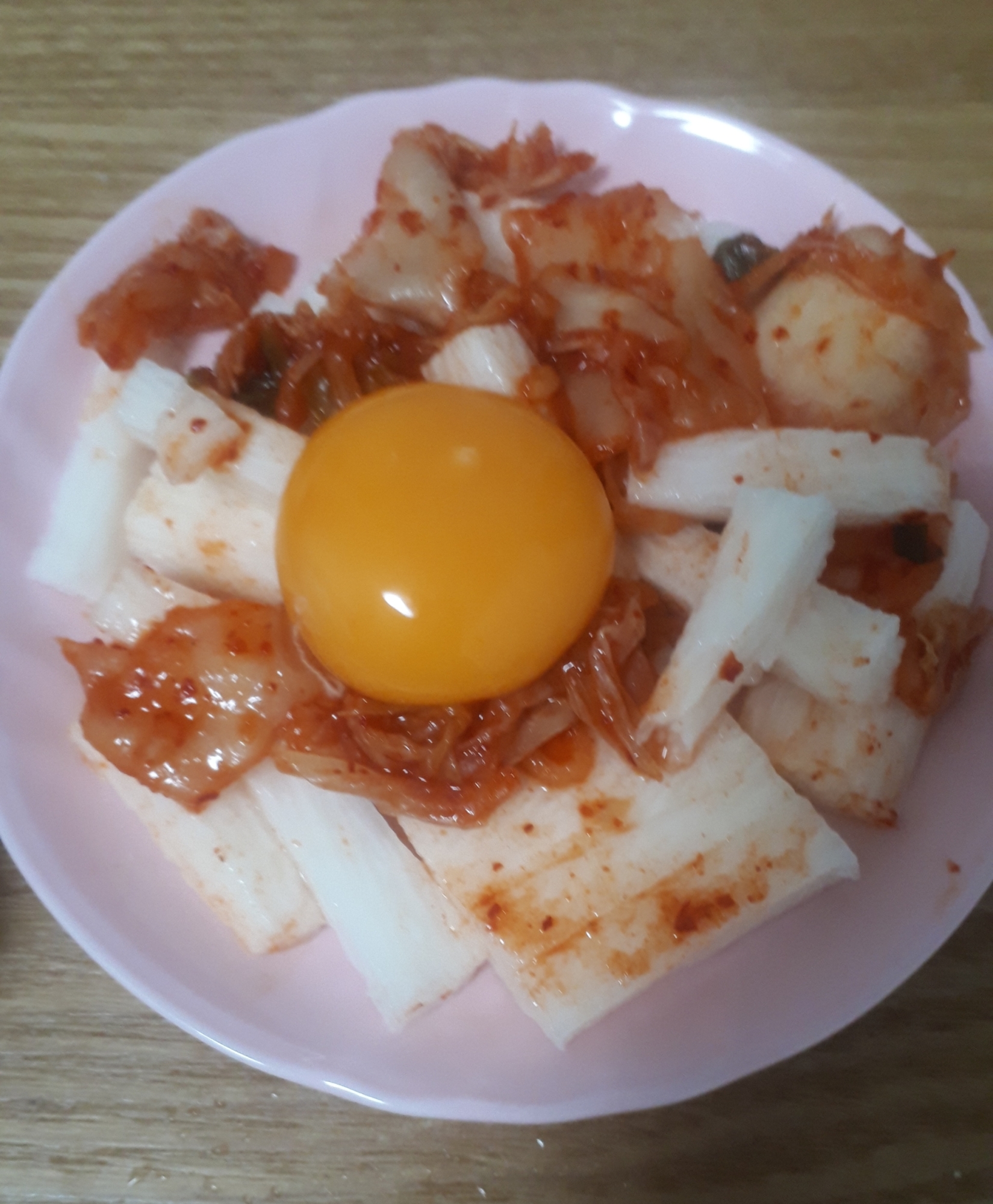 簡単・節約❣️山芋キムチ　卵黄掛け　レシピ・作り方
