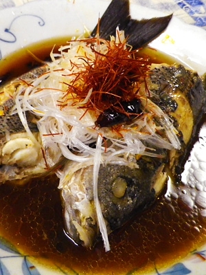 フライパンで、いさきの清蒸鮮魚