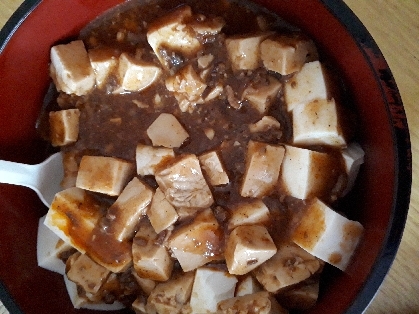 ピリ辛でご飯がすすむ～♪麻婆豆腐丼