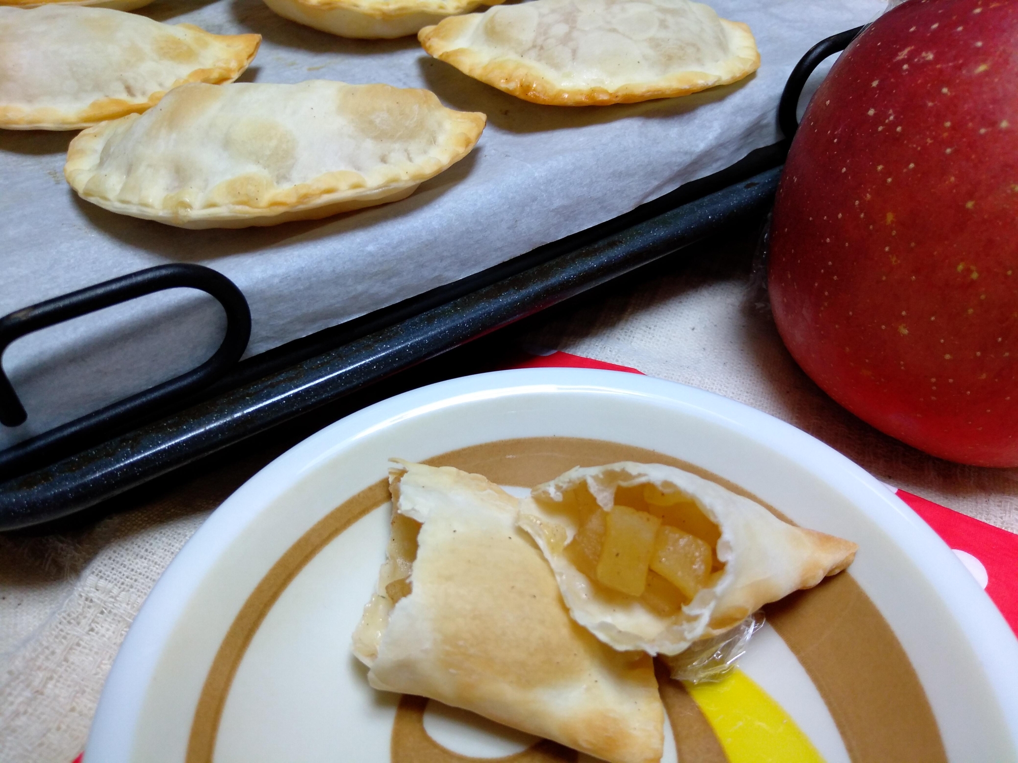 トースター＆餃子の皮deヘルシー＆時短アップルパイ