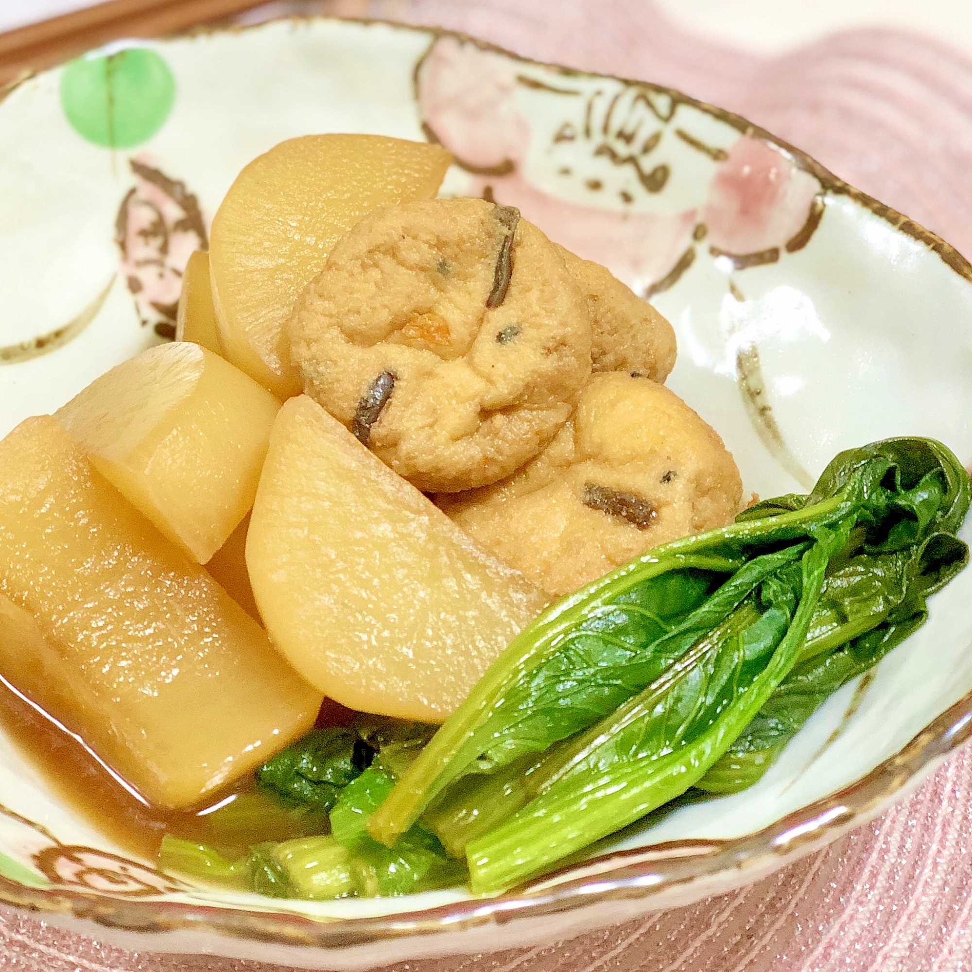 大根とがんもどきの煮物♩冬に食べたい定番の煮物