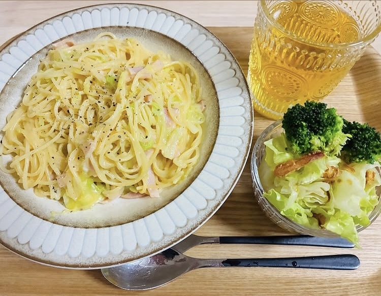 キャベツたっぷりワンパンカルボナーラ