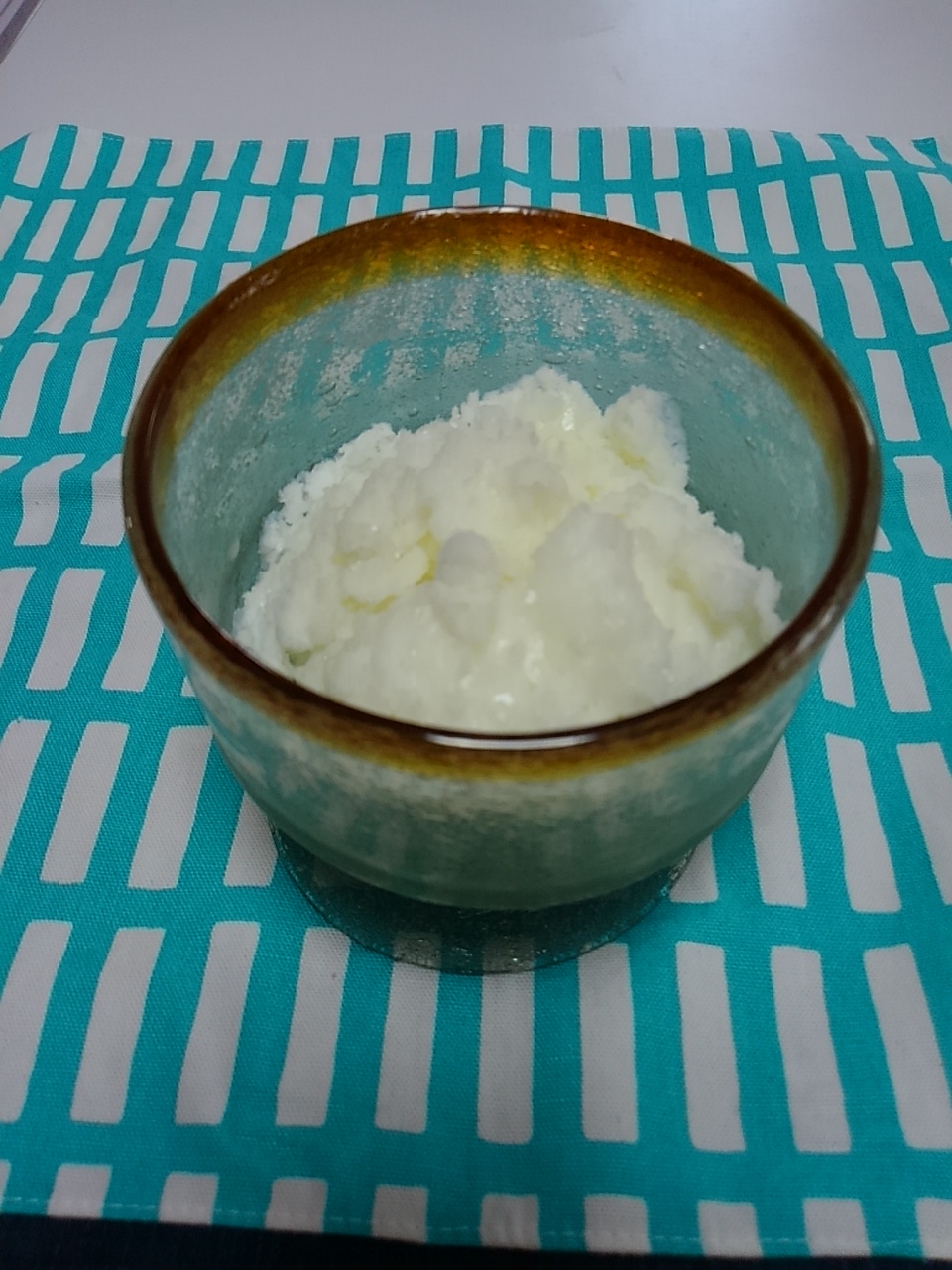 ココナッツミルクパウダーで さっぱりシャーベット