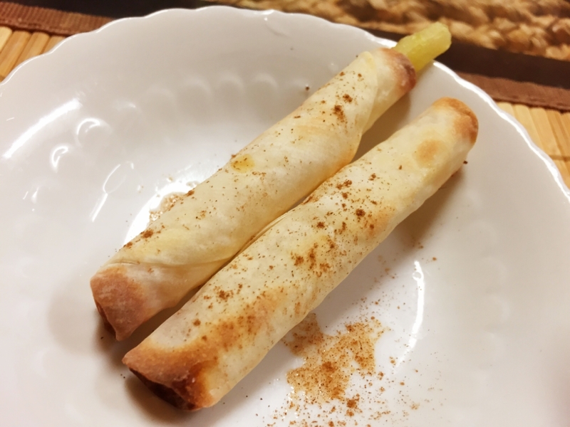 餃子の皮で！スティックアップルパイ風