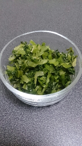 生の高菜をはじめて買ってみたので♪簡単に作れました(^_^)葉っぱはおにぎりにしてみました。ごちそうさまでした。