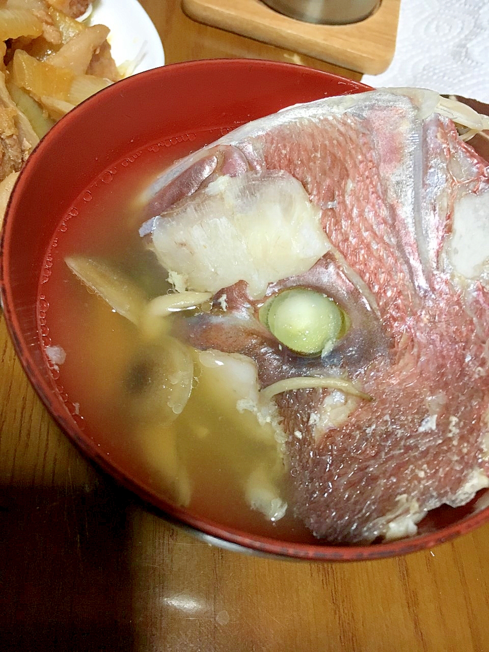 鯛のあらとしめじの味噌汁 レシピ 作り方 By Toku Jiro 0707 楽天レシピ 鯛のあらとしめじの味噌汁 レシピ 作り方 By Toku Jiro 0707 楽天レシピ