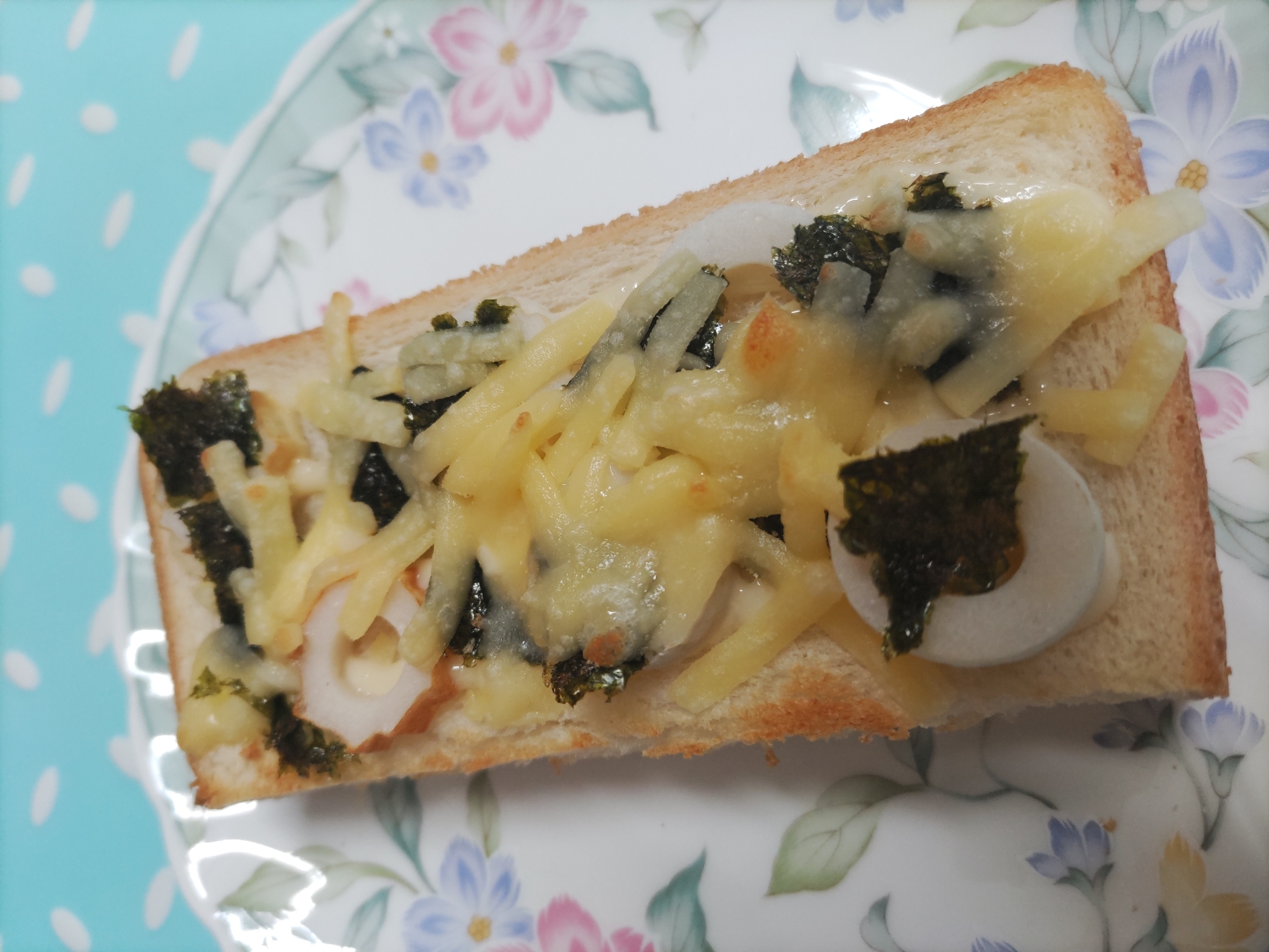 ちくわと味海苔のチーズトースト