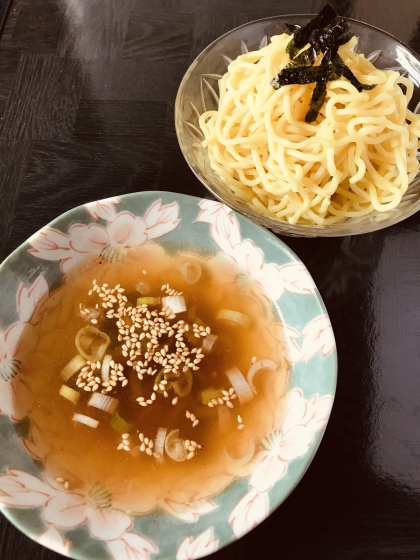 ラーメンを食べたい時に簡単に作れて良いですね。
さっぱりした味付けで、つけ麺のように食べられて美味しかったです。