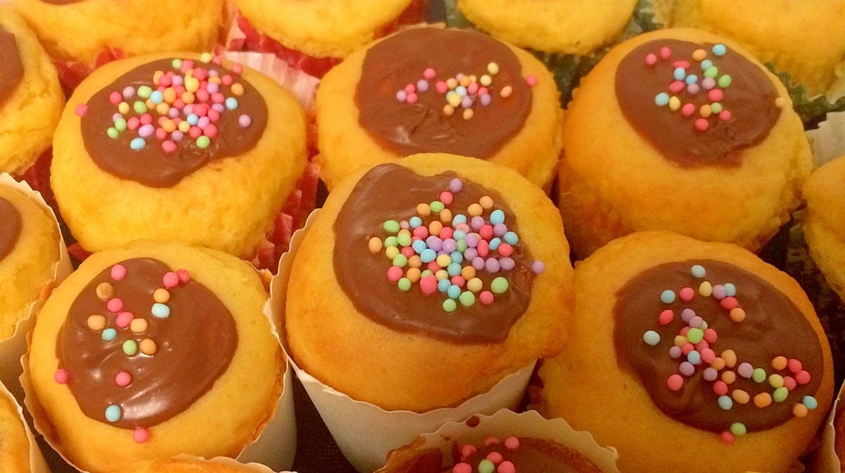 義理チョコどうする バレンタインチョコレートの大量生産はhmにおまかせ デイリシャス 楽天レシピ 義理チョコどうする バレンタインチョコレートの大量生産はhmにおまかせ デイリシャス 楽天レシピ