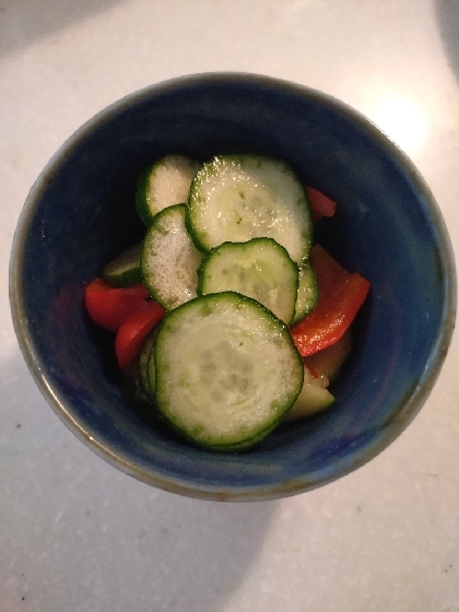 食べやすい キュウリとトマトの酢の物