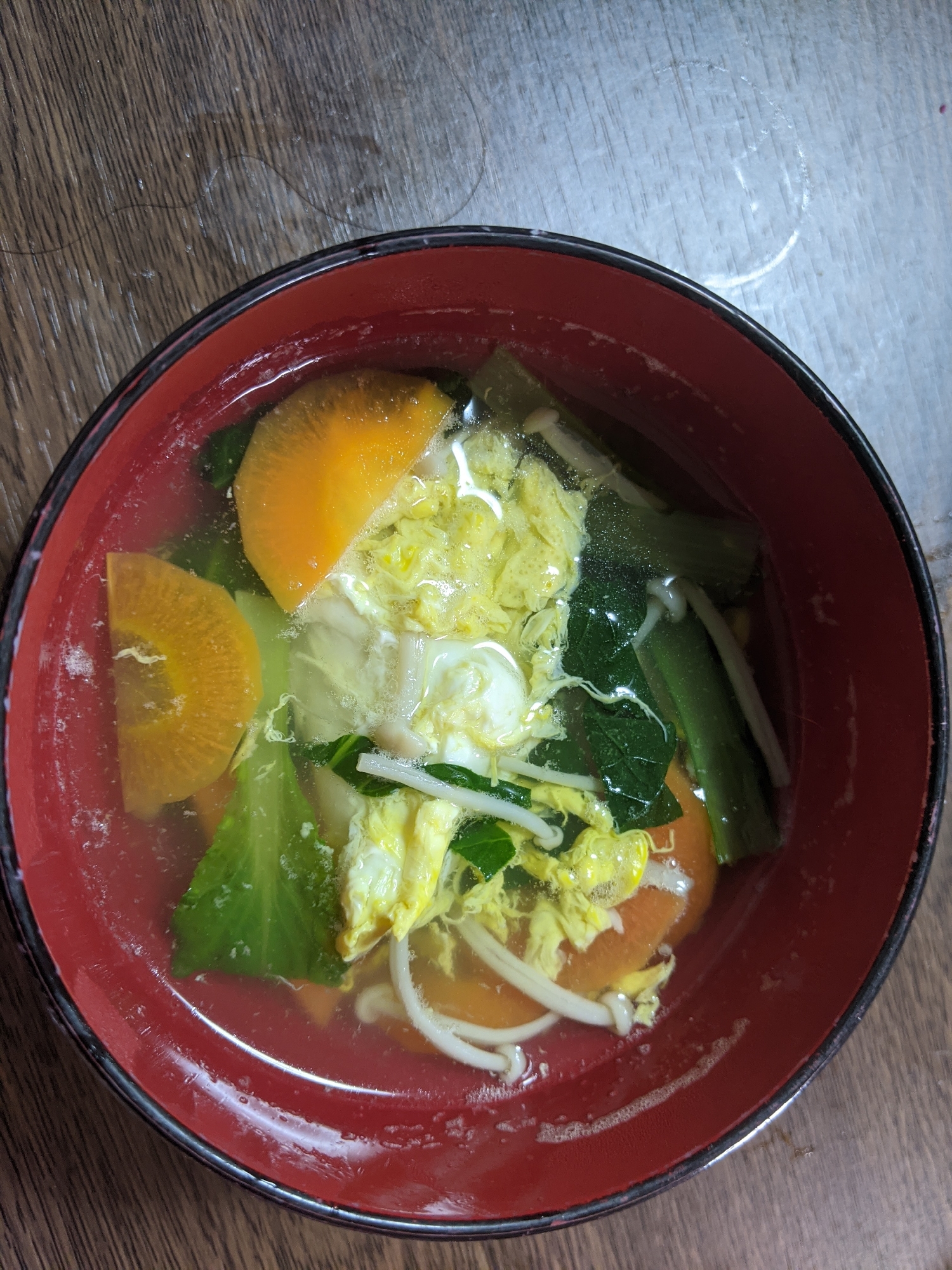 野菜と卵のスープ