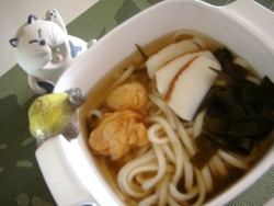 mimiさん寒くなると温かいうどん食べたくなります♪あんかけうどんのアイデア良いですね（*^_^*）美味しかったです♪junさんの青汁に驚き～亀吉です～