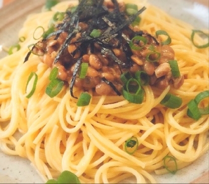 ねぎ納豆と食べるラー油のパスタ