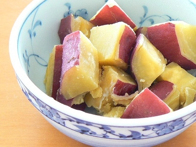 砂糖とみりんでことこと煮るだけ さつまいもの甘煮 レシピ 作り方 By Yunachi 楽天レシピ