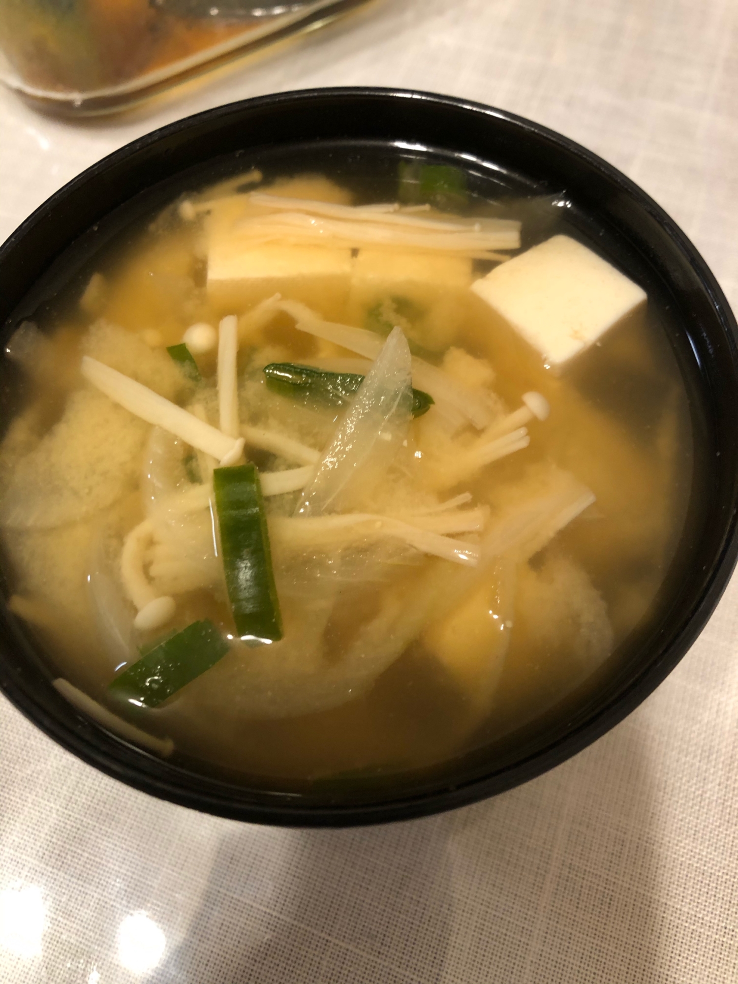 玉ねぎ&長ねぎとえのきと豆腐の味噌汁