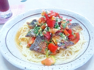 秋刀魚とトマトの冷製パスタ