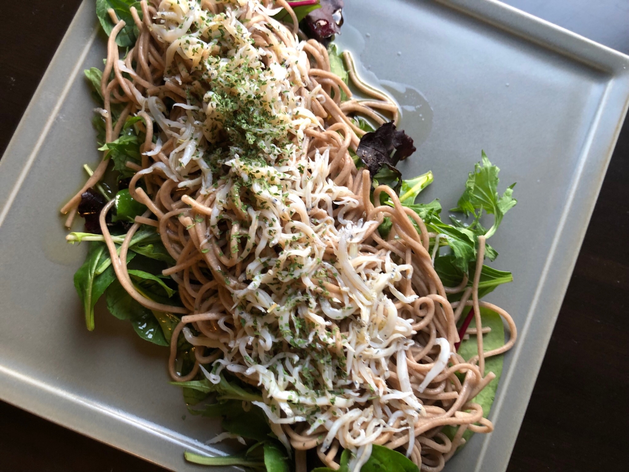 カルパッチョ風シラスのさっぱり蕎麦サラダ