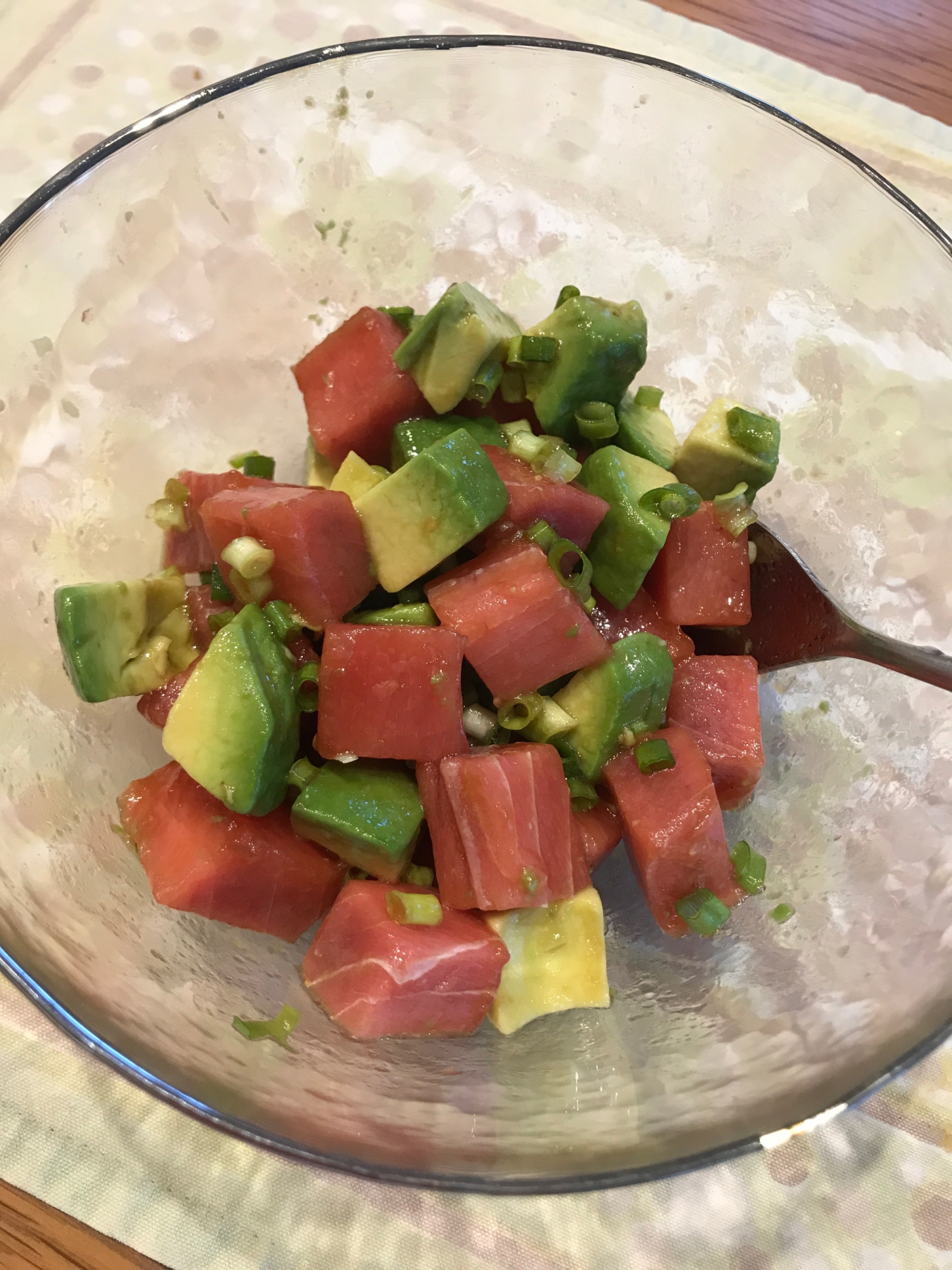 オメガ3UP!安いマグロがねっとりアボカドマグロ漬