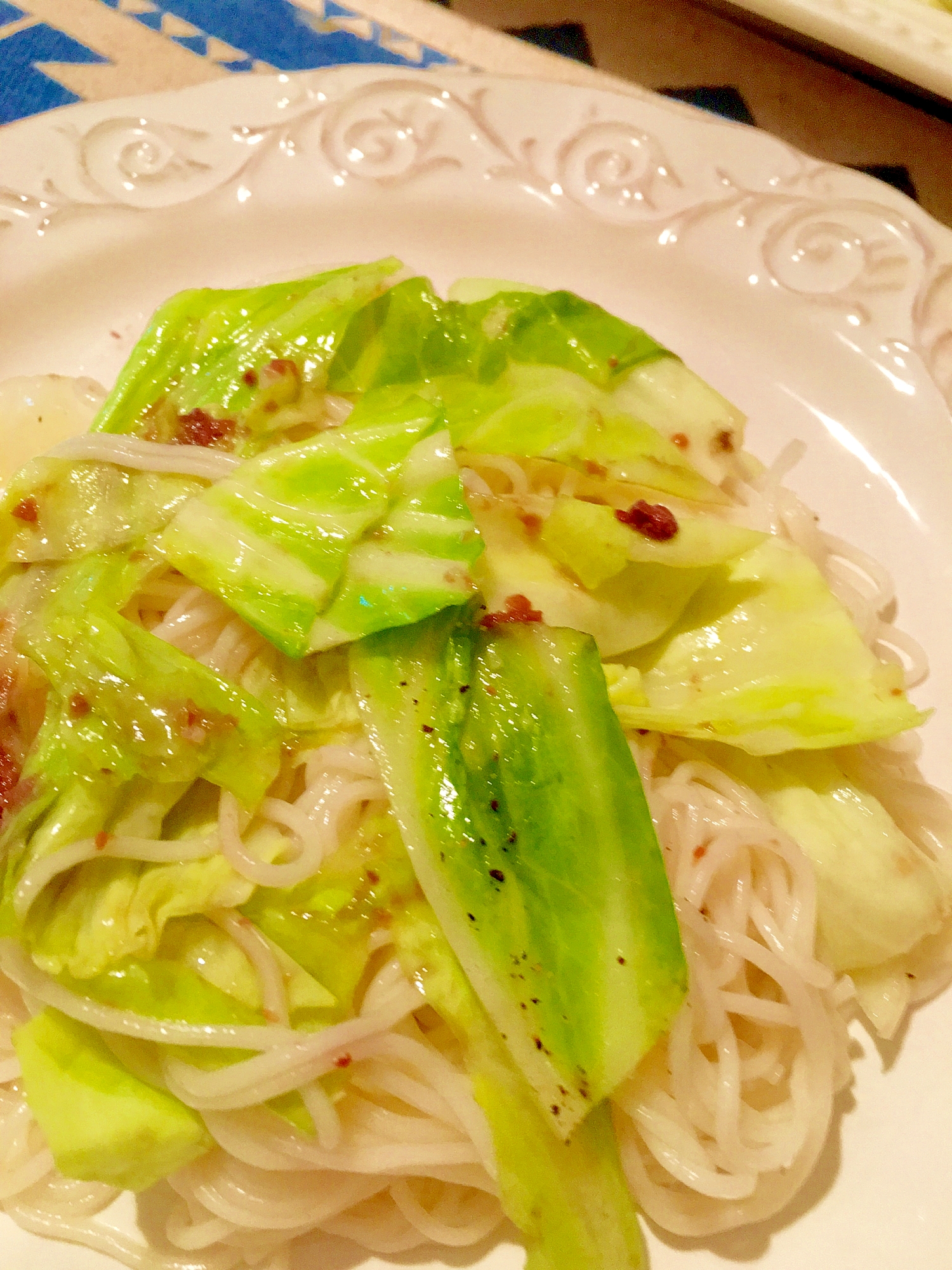 アンチョビキャベツのお素麺♩