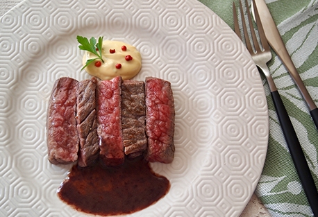 都城産・宮崎牛ランプステーキ~2色のソース~