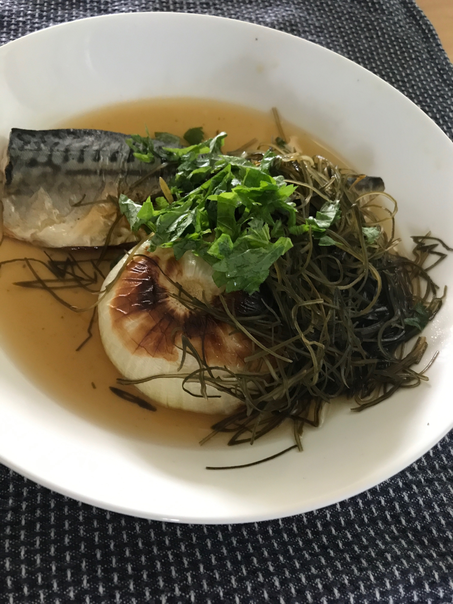 鯖と玉ねぎの昆布漬け