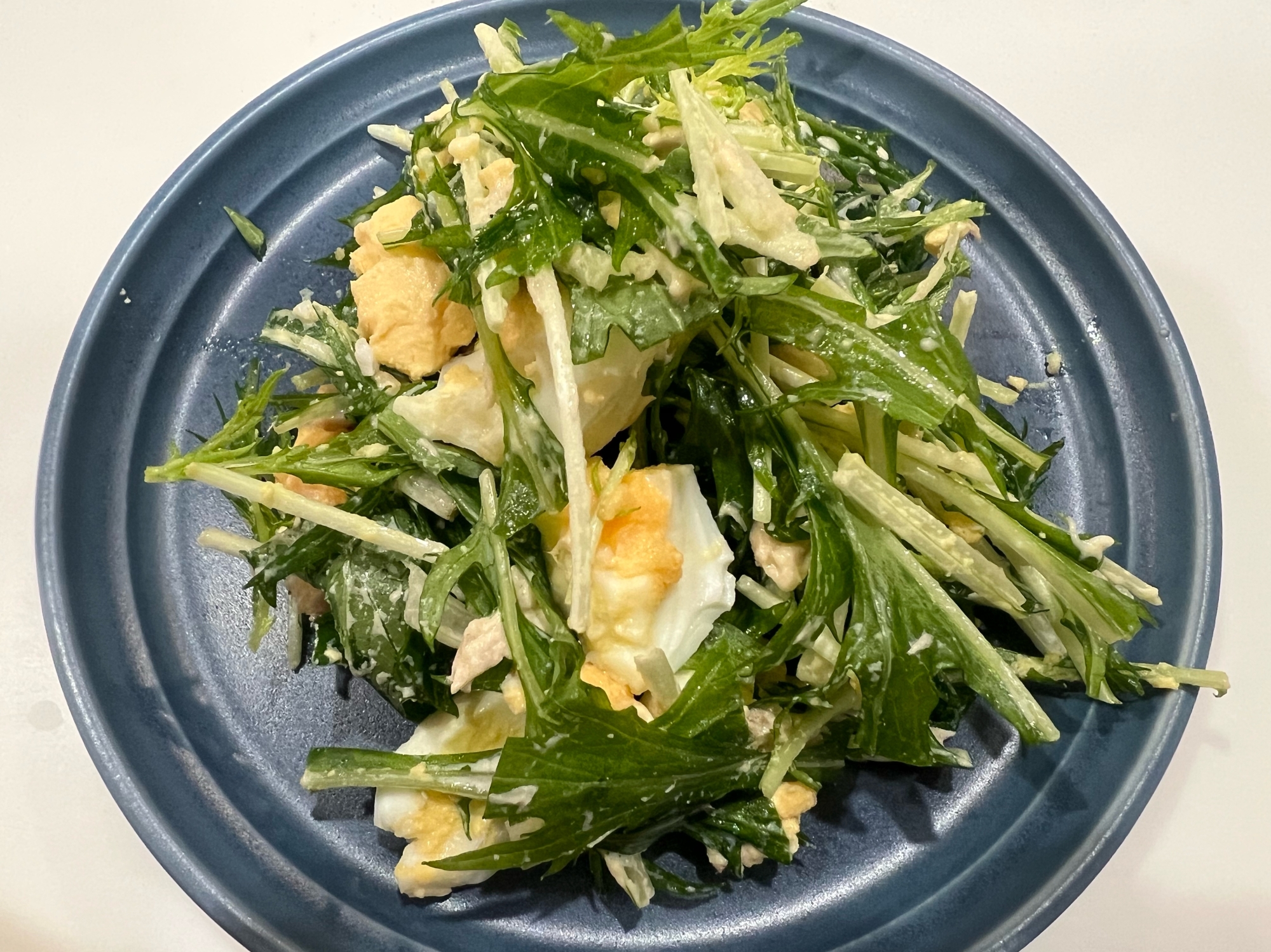 水菜と卵とツナのサラダ