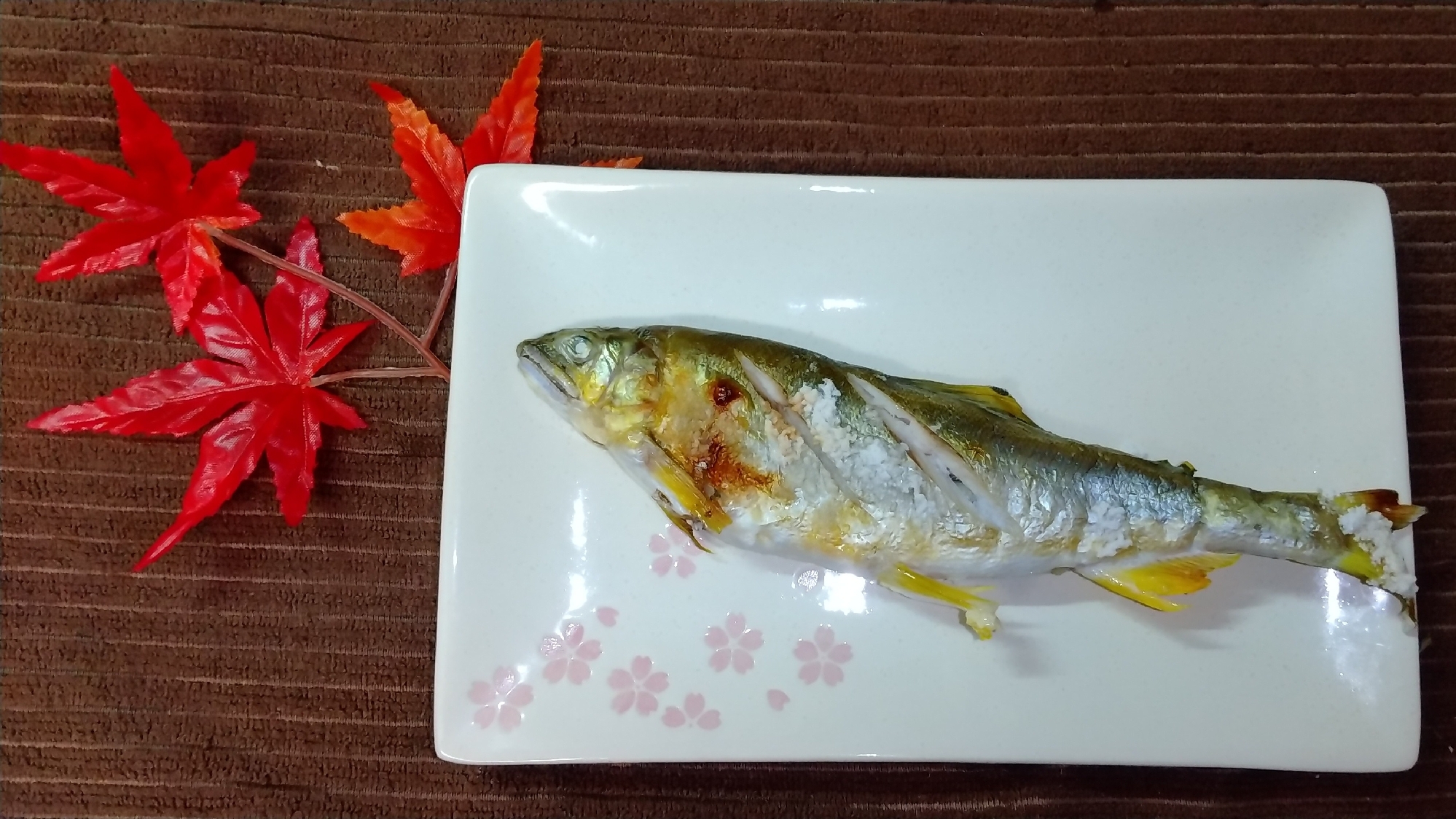 *子持ち鮎の塩焼き*