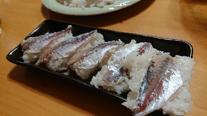 鯵の押し寿司2種