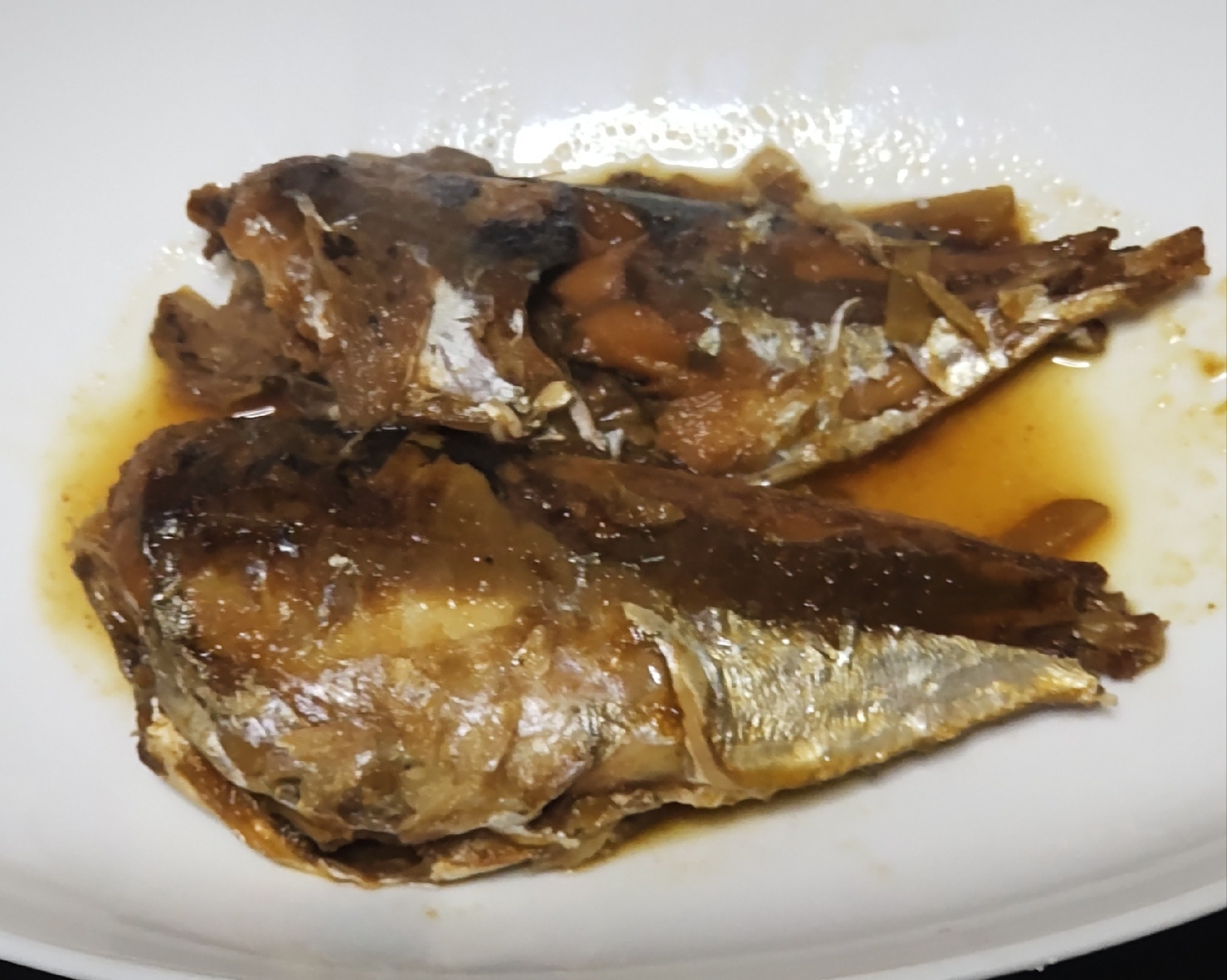 圧力鍋で、骨まで食べられるアジの梅煮