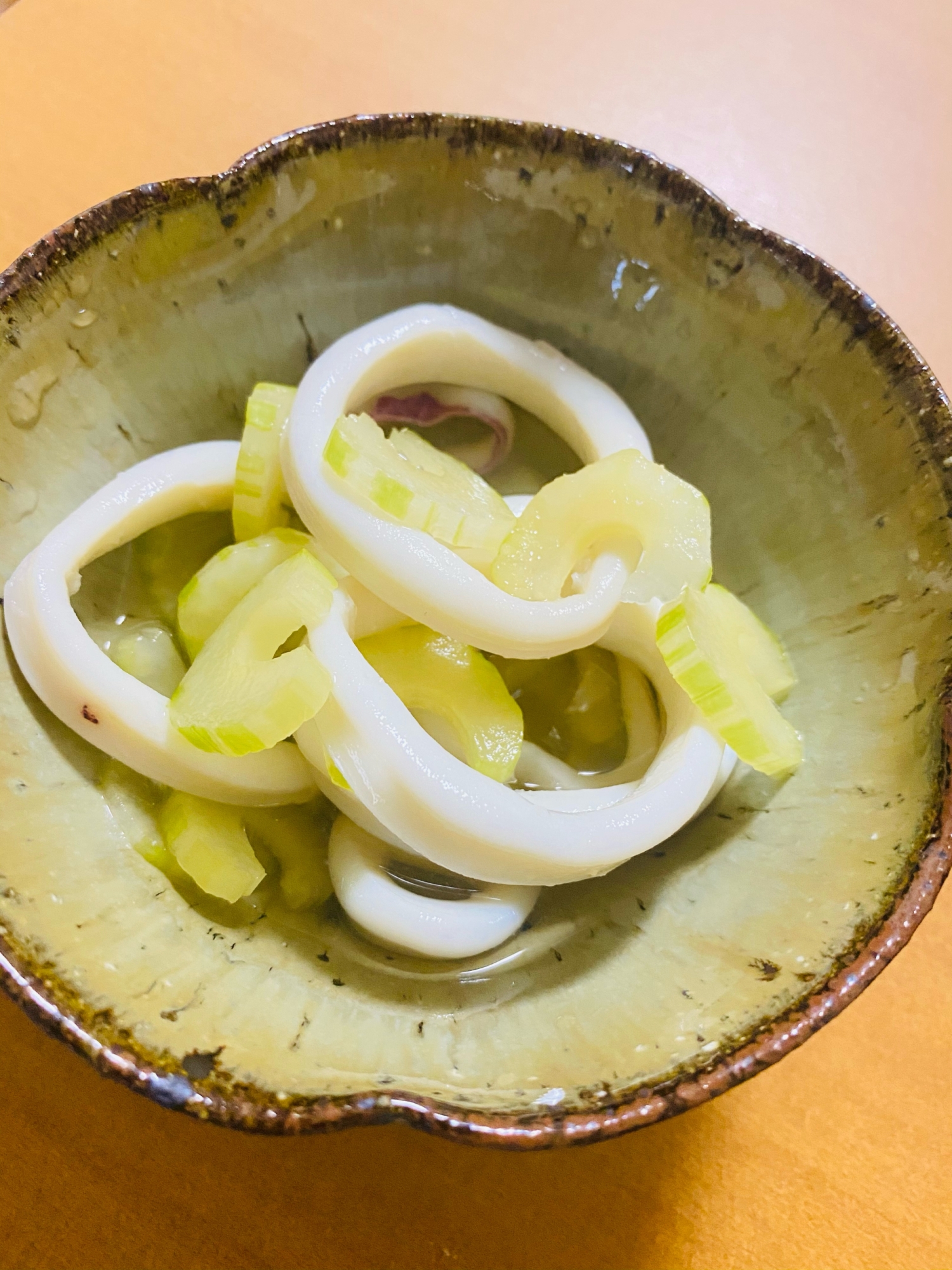 箸休めに⭐イカとセロリのマリネ