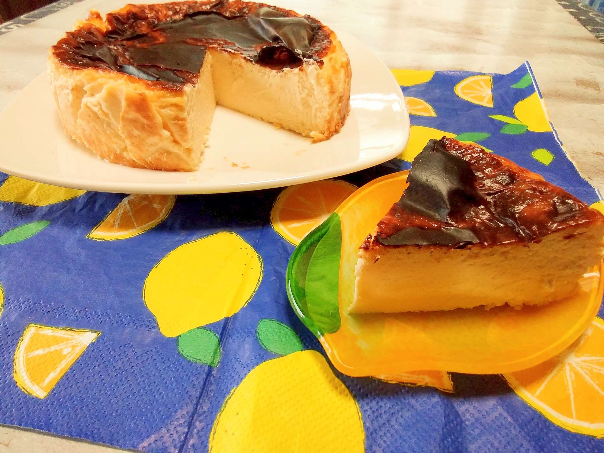 バスクチーズケーキ風レモン風味のチーズケーキ レシピ 作り方 By ポイボス 楽天レシピ バスクチーズケーキ風レモン風味のチーズケーキ レシピ 作り方 By ポイボス 楽天レシピ