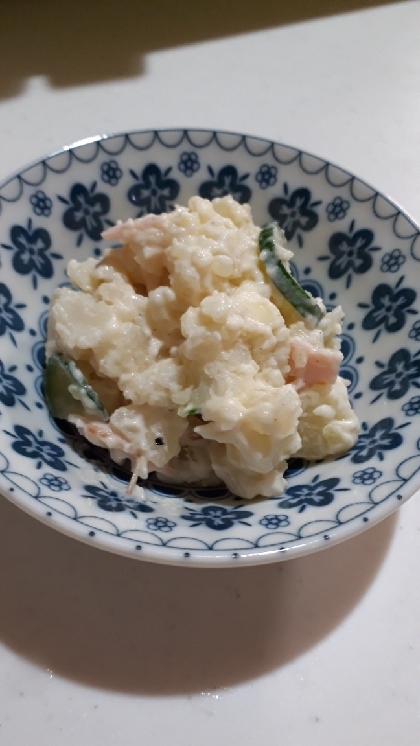 具材はいつも通りですが、いつもと違う美味しいポテサラでした！