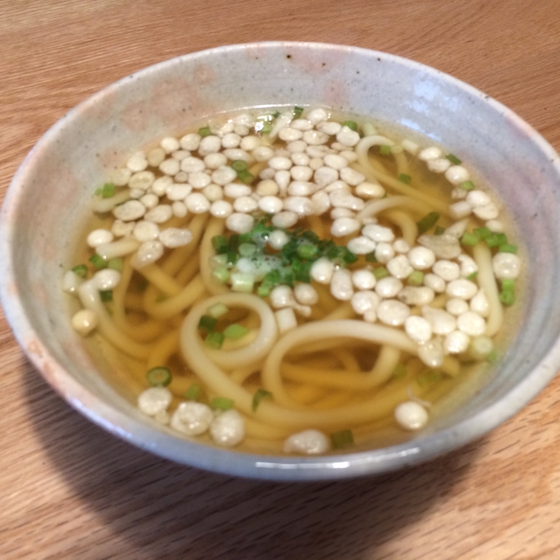 茅の舎煮干しだしの関西風うどん