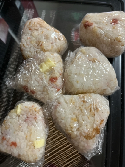 ネギは入れずに作りました。
全部で10個も出来ました♪

これ持ってお出かけしてきまーす(^^)