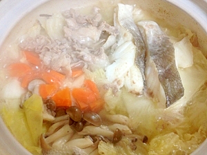 豚肉タラちり鍋 レシピ 作り方 By Mi 6352 楽天レシピ 豚肉タラちり鍋 レシピ 作り方 By Mi 6352 楽天レシピ