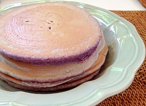 紫芋パンケーキ