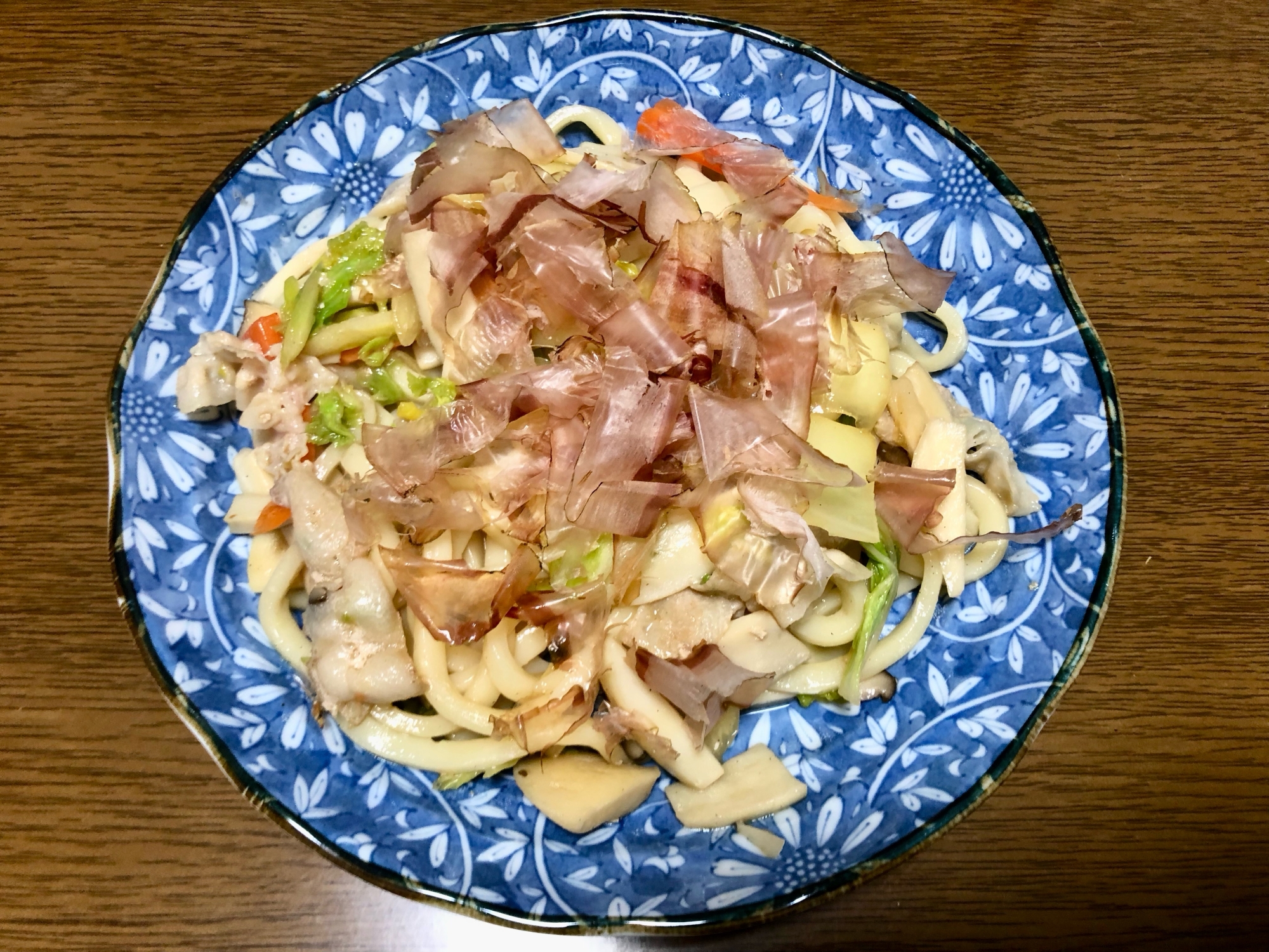 白菜たっぷりしゃきっと！白だしで優しい焼きうどん