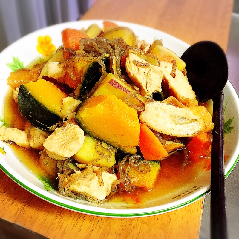 ♡♡鶏肉と根物野菜の煮物♡♡