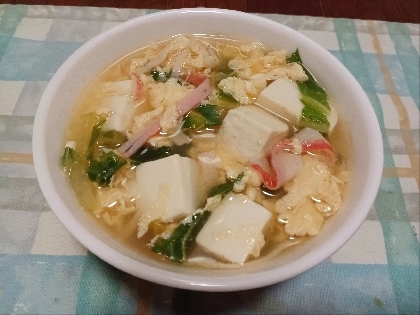豆腐とカニカマ卵のスープ