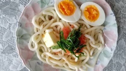明太バター釜玉風うどん