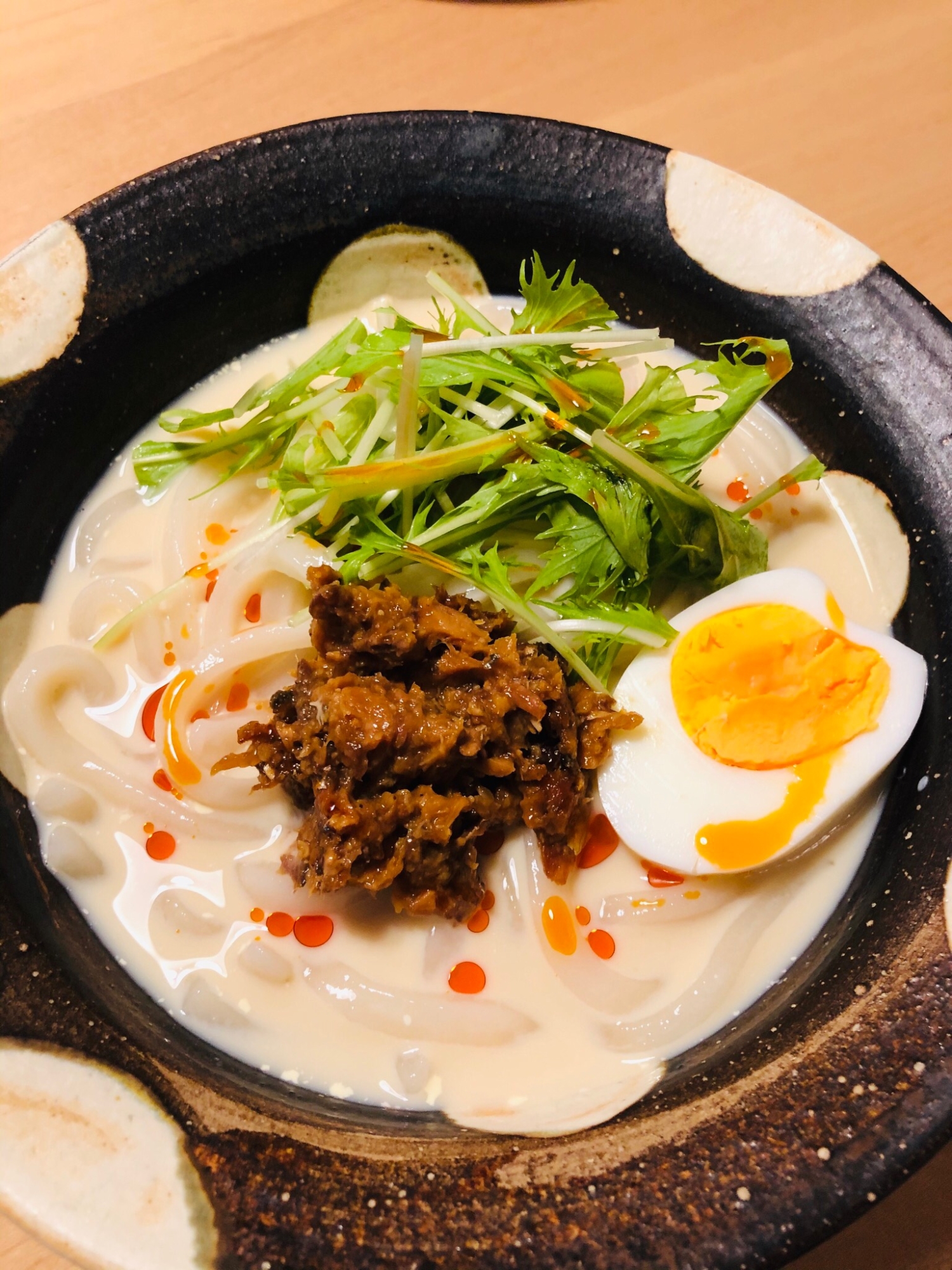 サバ缶で作る豆乳坦々うどん